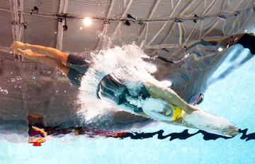 Imagen tomada con una cámara subacuática en la que se ve a la australiana Emma McKeon compitiendo en
las eliminatorias de 100 metros libres femeninos, el cuarto día de los Juegos de la Commonwealth de Birmingham,en el Sandwell Aquatics Center de Smethwick, Inglaterra. La natación vista desde otra perspectiva.