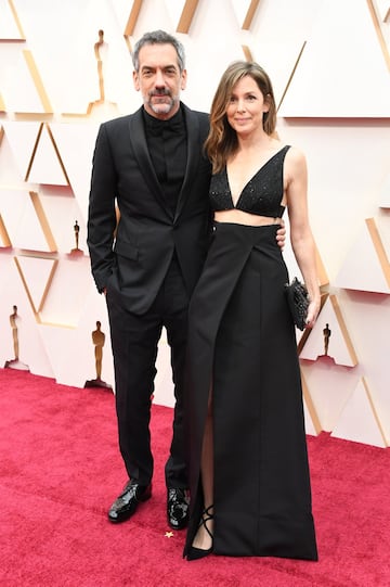 Todd Phillips, nominado al Oscar mejor director por 'Joker', junto a su pareja Alexandra Kravetz.