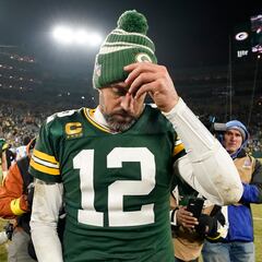 Aaron Rodgers quarterback de Green Bay Packers, coquetea con el retiro de la NFL