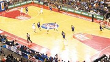 <b>LLENAZOS. </b>Vistalegre se ha volcado con el baloncesto y el Real Madrid y el Estudiantes superan los 10.000 espectadores por partido.