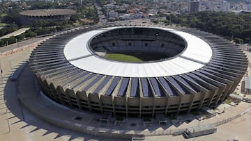 Una de las curiosidades del estadio del Argentina-Paraguay es que tiene 68 bares en los que se venden cuatro mil litros de cerveza por partido. &iquest;Cu&aacute;les son las otras?