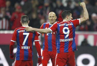 Lewandowski agent rules out China move... for now