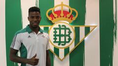 Donk fue presentado en el Betis.