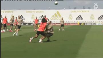 Volvió con todo: las maravillas de Marcelo en las prácticas del Madrid