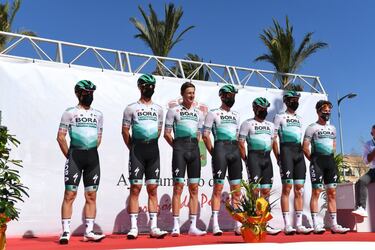 Buchmann, Grossschartner, Kämna, Kelderman, Konrad y Schachmann ofrecerán al Bora profundidad para las generales en carreras de una y tres semanas. Kelderman llega desde el Sunweb para ser capitán en el Tour. Politt es otro fichaje de pedigrí, y compartirá galones con Sagan, el corredor mejor pagado del pelotón, en las clásicas de muros y adoquines. Ackermann es su especialista al esprint. ALTAS: Wilco Kelderman, Nils Politt, Frederik Wandahl, Jordi Meeus, Giovanni Aleotti, Matthew Walls, Ben Zwiehoff y Anton Palzer. BAJAS: Rafal Majka, Gregor Mühlberger, Jempy Drucker, Oscar Gatto, Jay McCarthy y Pawel Poljański.