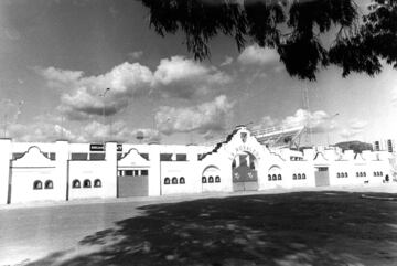 El estadio abrió sus puertas el 13 de abril de 1941.