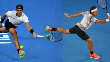 Rafa Nadal y Roger Federer, en plena carrera.