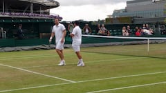 Fernando González celebró en el dobles de veteranos en Wimbledon