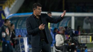 El director técnico de Atlético Nacional, Jorge Almirón, en el partido de ida de la Superliga Águila frente a Millonarios en El Campín