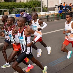 Kipchoge reina en Berlín... pero sin récord del mundo