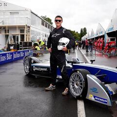 Bardo 'el Arquero': piloto eléctrico y eufórico con Gales