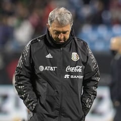 Tata Martino reconoce errores defensivos del Tri contra Ecuador