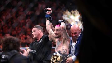 BOSTON, MASSACHUSETTS - AUGUST 19: Sean O�Malley celebrates after defeating Aljamain Sterling during their Bantamweight title fight at UFC 292 at TD Garden on August 19, 2023 in Boston, Massachusetts.   Paul Rutherford/Getty Images/AFP (Photo by Paul Rutherford / GETTY IMAGES NORTH AMERICA / Getty Images via AFP)