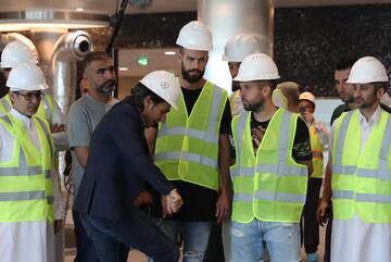 Piqué, Busquets & Jordi Alba visit the Aspire Academy.