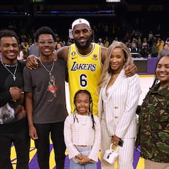 Los Lakers y otros 6 equipos NBA interesados en firmar al hijo menor de LeBron James