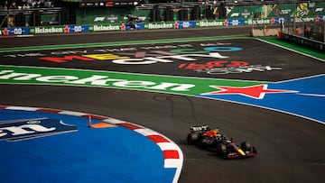 MEXICO CITY, MEXICO - OCTOBER 29: Sergio Perez of Mexico driving the (11) Oracle Red Bull Racing RB18 on track during qualifying ahead of the F1 Grand Prix of Mexico at Autodromo Hermanos Rodriguez on October 29, 2022 in Mexico City, Mexico. (Photo by Chris Graythen/Getty Images)