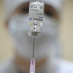 Rusia empieza los ensayos con una versión 'light' de su vacuna