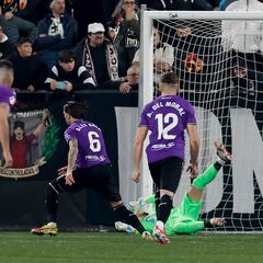 Albarrán culmina la remontada del Córdoba en el descuento