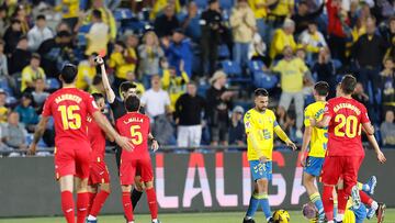 01/12/23  PARTIDO PRIMERA DIVISION 
LAS PALMAS - GETAFE
ARBITRO BUSQUETS FERRER TARJETA ROJA EXPULSION OMAR ALDERETE