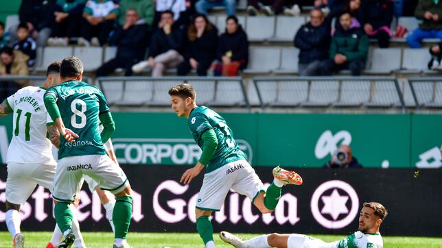 El Elche, al fin una estadística positiva para el Racing de Ferrol