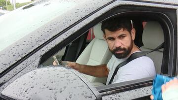 Diego Costa fue preguntado si entrenó y subió la música de su coche a todo volumen