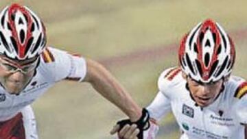 <b>BUEN ESTRENO. </b>Carles Torrent (izquierda) y Joan Llaneras competían juntos por primera vez.