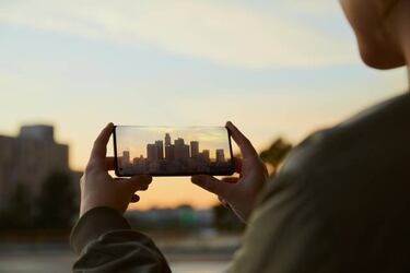 Motorola regresa a la gama alta con Edge y Edge+