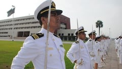 ¿Cuánto gana un oficial de la Marina en Perú?
