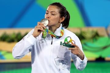 – Campeona centroamericana, panamericana, mundial y olímpica. Lo ha ganado todo y su carrera aún sigue en pie. En los Juegos de Pekín 2008, se convirtió en la segunda mujer mexicana en colgarse un oro olímpico. En Londres ganó el bronce y en Río, la plata, con lo que igualó a Joaquín Capilla como los únicos atletas de nuestro país en subir al podio en tres ediciones distintas de la cita deportiva más importante del planeta.