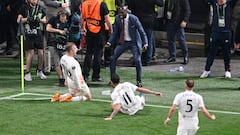 Los jugadores del West Ham celebran el gol de Bowen.