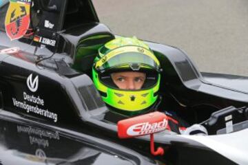 Estreno del alemán Mick Schumacher en la F-4.