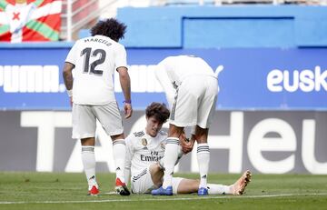 En el inicio de la jugada del 2-0. Odriozola pierde la pugna por el balón Cucurella y el lateral madridista se lesiona siendo sustituido por Dani Carvajal