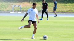  Iñigo Eguaras jugador de la UD Almería durante el entrenamiento de hoy