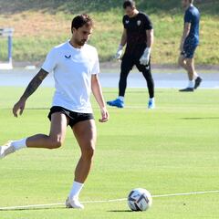 De la Hoz, Eguaras y Centelles, dudas; y Melero, baja