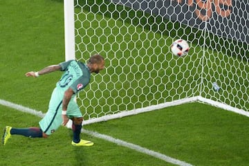 Portugal's forward Ricardo Quaresma heads the ball on target. It went in.