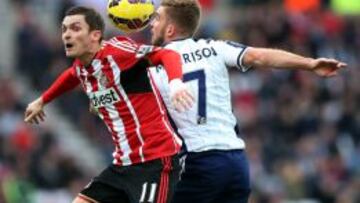 Adam Johnson, del Sunderland, ha sido arrestado por supuestamente mantener relaciones sexuales con una niña de 15 años.