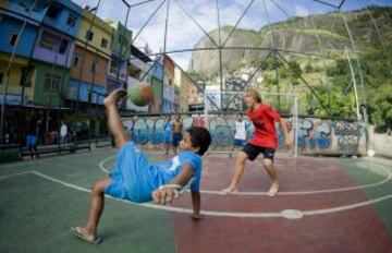 Brasil: fútbol y favelas