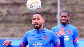 Matheus Cunha durante el entrenamiento del Atlético.