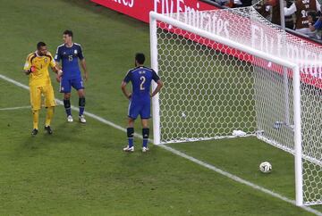 1-0. Mario Goetze anota el primer gol.