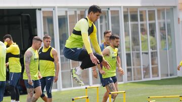 25/04/24 VILLARREAL ENTRENAMIENTO
MANDI