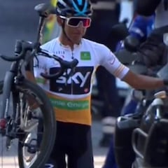 Schachmann ganó el pulso y Bernal entró en meta a pie