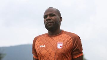 Andrés Mosquera en entreno con Santa Fe.