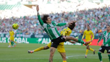 Bellerín, contra el Girona.