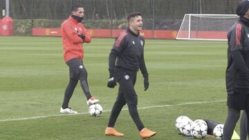 El United prepara entre risas el partido frente al Sevilla