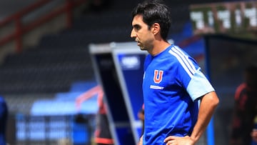 Futbol, Huachipato vs Universidad de Chile
Segunda fecha, campeonato Nacional 2026.
El entrenador de Universidad de Chile Francisco Meneghini es fotografiado durante el partido de primera division contra Huachipato disputado en el estadio CAP de Talcahuano, Chile.
08/02/2026
Eduardo Fortes/Photosport
Football, Huachipato vs Universidad de Chile
2nd date, 2026 National Championship.
Universidad de Chile manager Francisco Meneghini is pictured during the first division match against Huachipato held at the CAP stadium in Talcahuano, Chile.
08/02/2026
Eduardo Fortes/Photosport