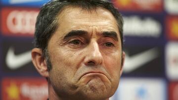 GRA242. SANT JOAN DESPÍ (BARCELONA), 30/09/2017.- El entrenador del Barcelona, Ernesto Valverde, durante la rueda de prensa ofrecida hoy en la ciudad deportiva Joan Gamper, previa al partido de este domingo ante las Palmas en el Camp Nou. EFE/Alejandro García