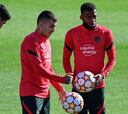 Correa y Luis Suárez, pareja de ataque ante el Rayo Vallecano