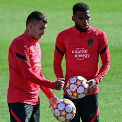 Correa y Luis Suárez, pareja de ataque ante el Rayo Vallecano