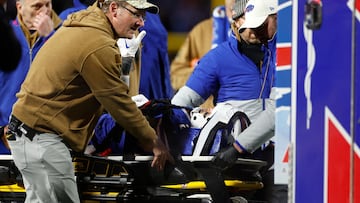 ORCHARD PARK, NEW YORK - NOVEMBER 19: Taylor Rapp #20 of the Buffalo Bills is transported into an ambulance after being injured in the second quarter against the New York Jets at Highmark Stadium on November 19, 2023 in Orchard Park, New York. Sarah Stier/Getty Images/AFP (Photo by Sarah Stier / GETTY IMAGES NORTH AMERICA / Getty Images via AFP)