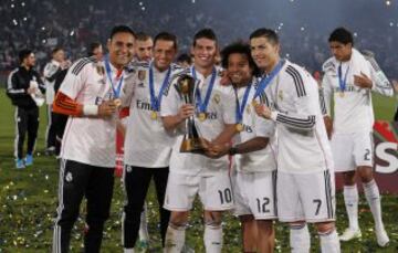 2014 Club World Cup: Real Madrid beat San Lorenzo 2-0 in Morocco, with goals from Sergio Ramos and Gareth Bale. James played the full match.